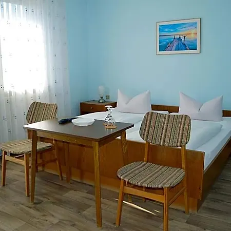 Мини-отель Gasthof-pension Fraenkische Schweiz Обертрубах